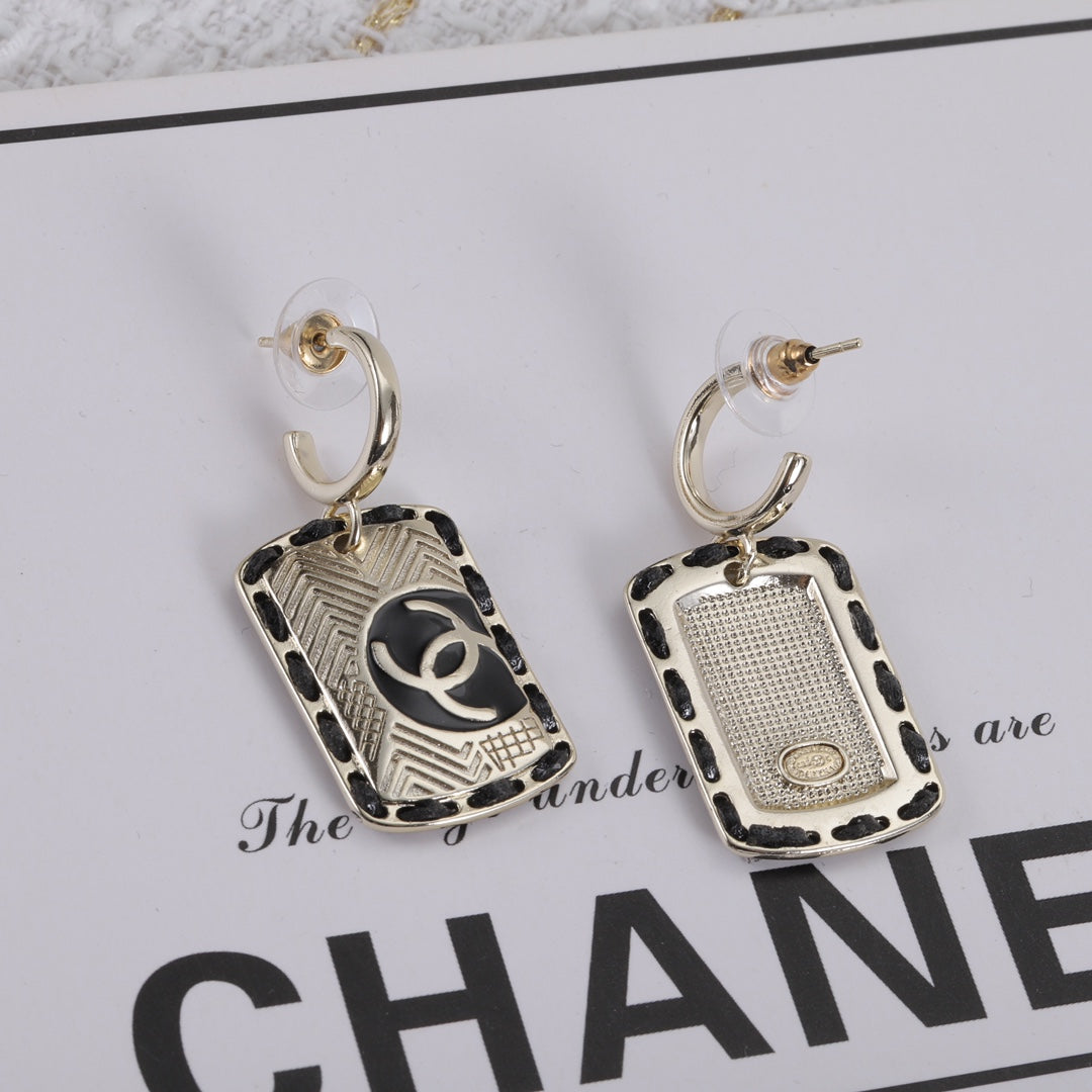Distinctive Engraved Square Pendant Earrings