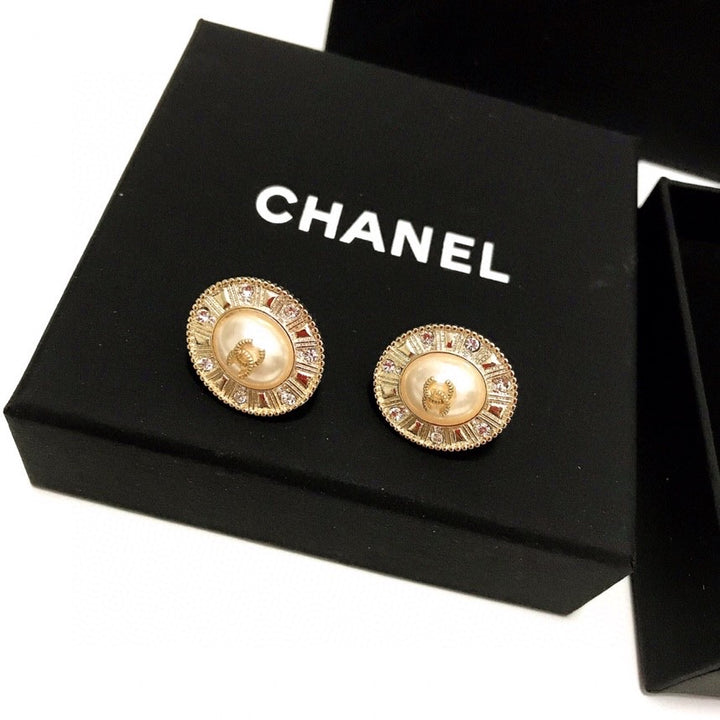 Elegant Oval Pearl Rhinestone Earrings