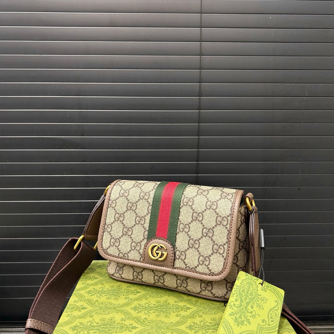 Double G Logo Flip Messenger Bag