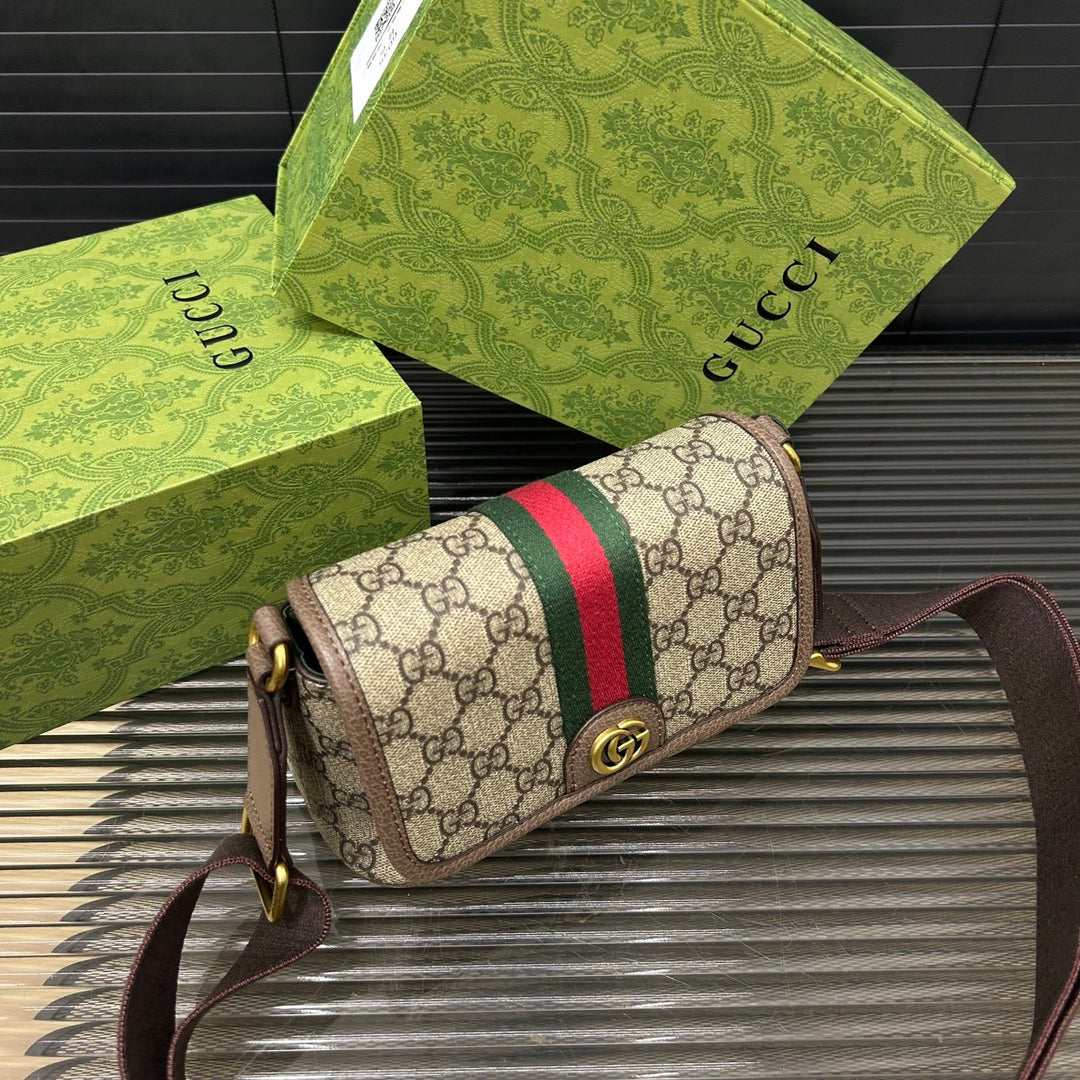 Double G Logo Flip Messenger Bag