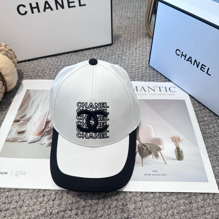 Elegant Color-Blocked Letter Print Hat