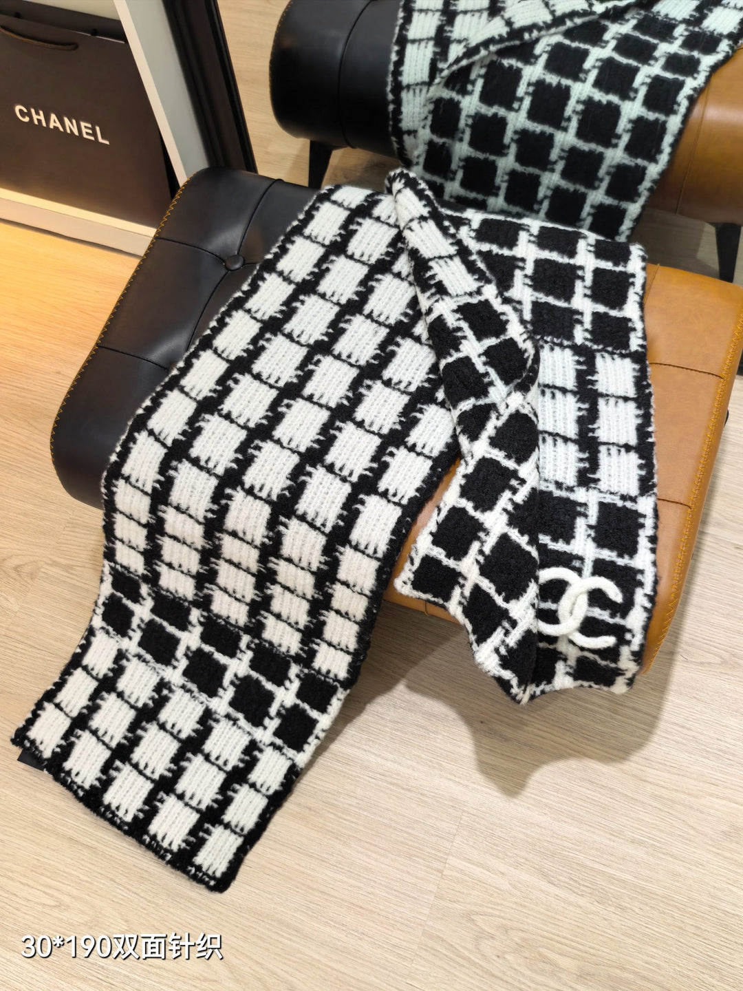 Elegant Black-and-White Checkered Knit Scarf