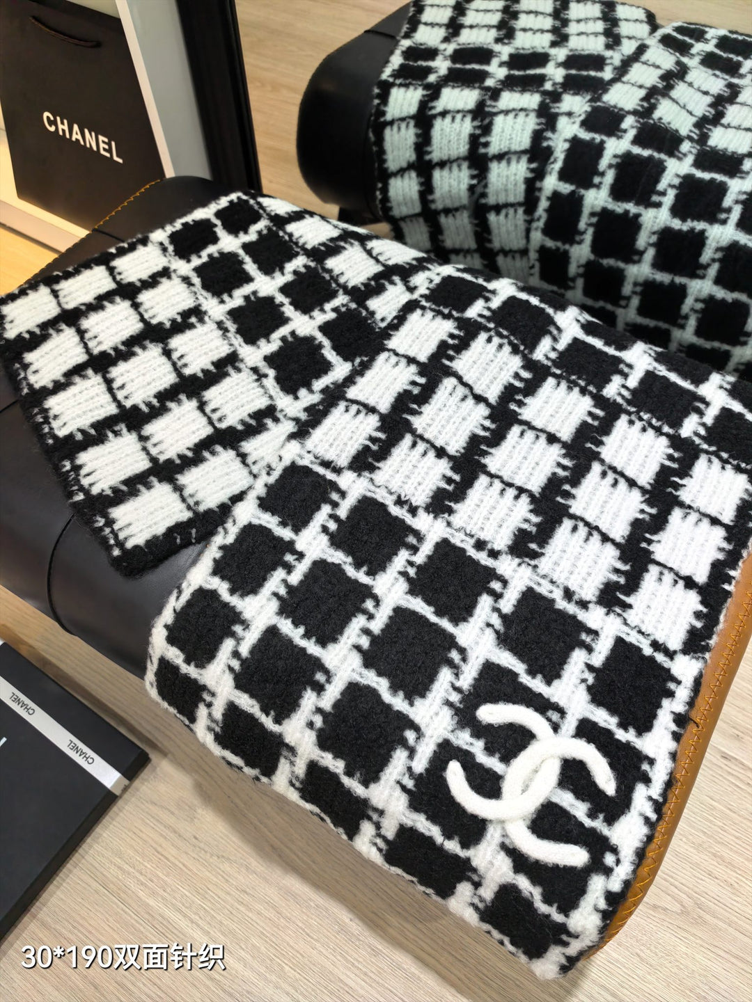 Elegant Black-and-White Checkered Knit Scarf
