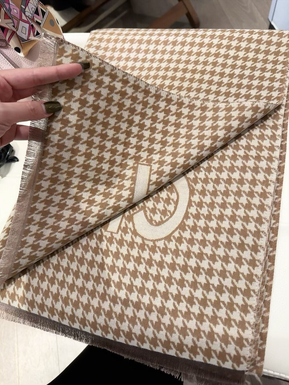 6-Color Houndstooth Fall/Winter Scarf