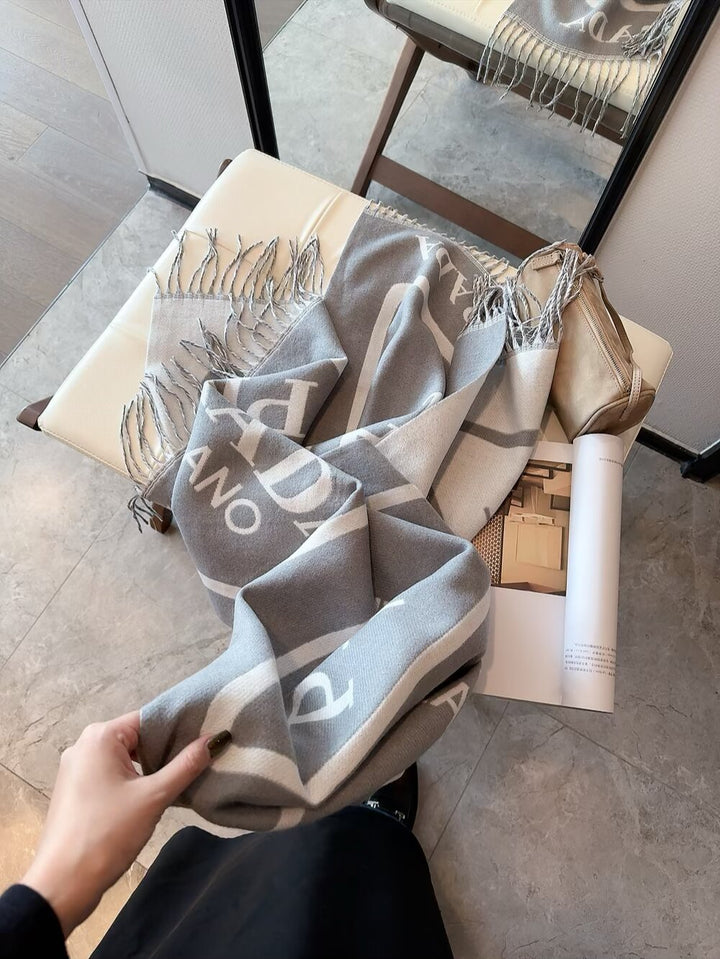 4-Color Autumn/Winter Triangle Logo Scarf