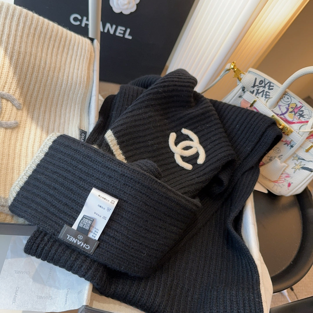 Fashion Embroidered Knit Scarf