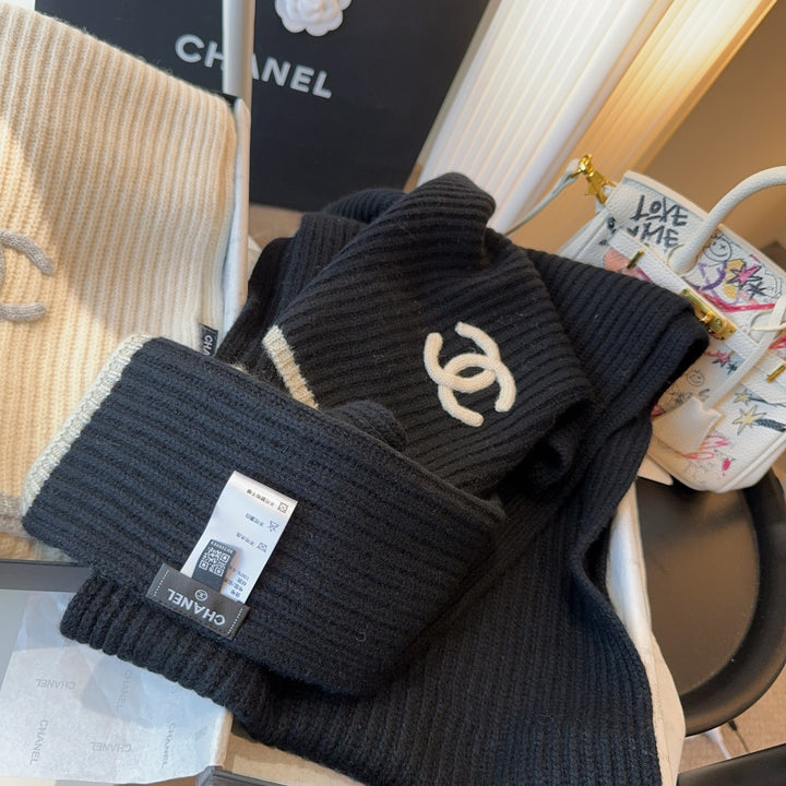 Fashion Embroidered Knit Scarf