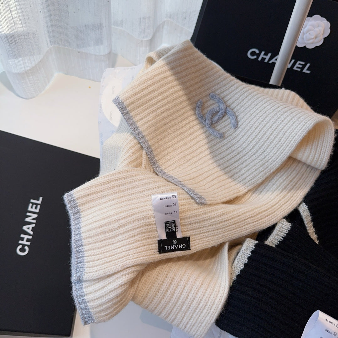 Fashion Embroidered Knit Scarf