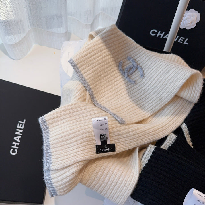 Fashion Embroidered Knit Scarf