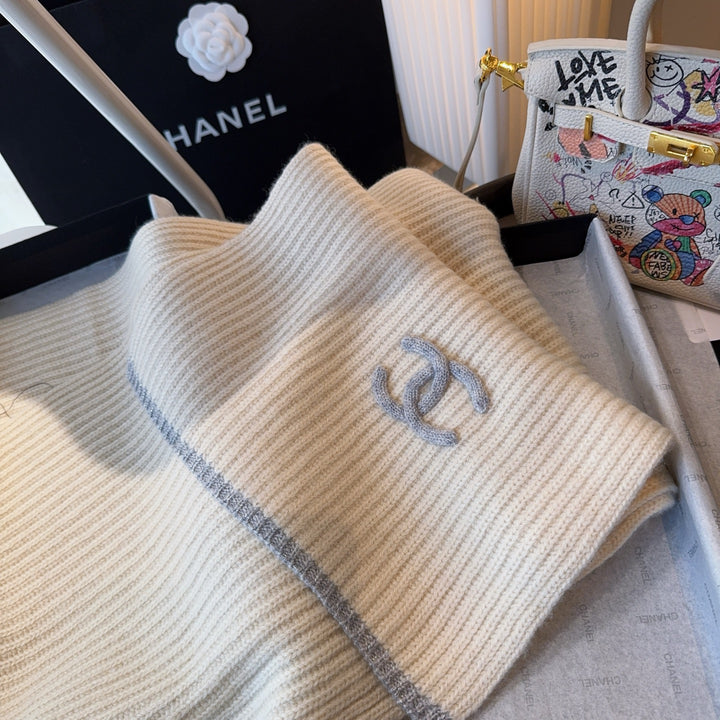 Fashion Embroidered Knit Scarf