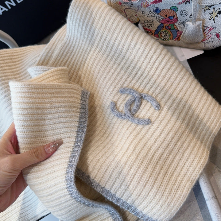 Fashion Embroidered Knit Scarf