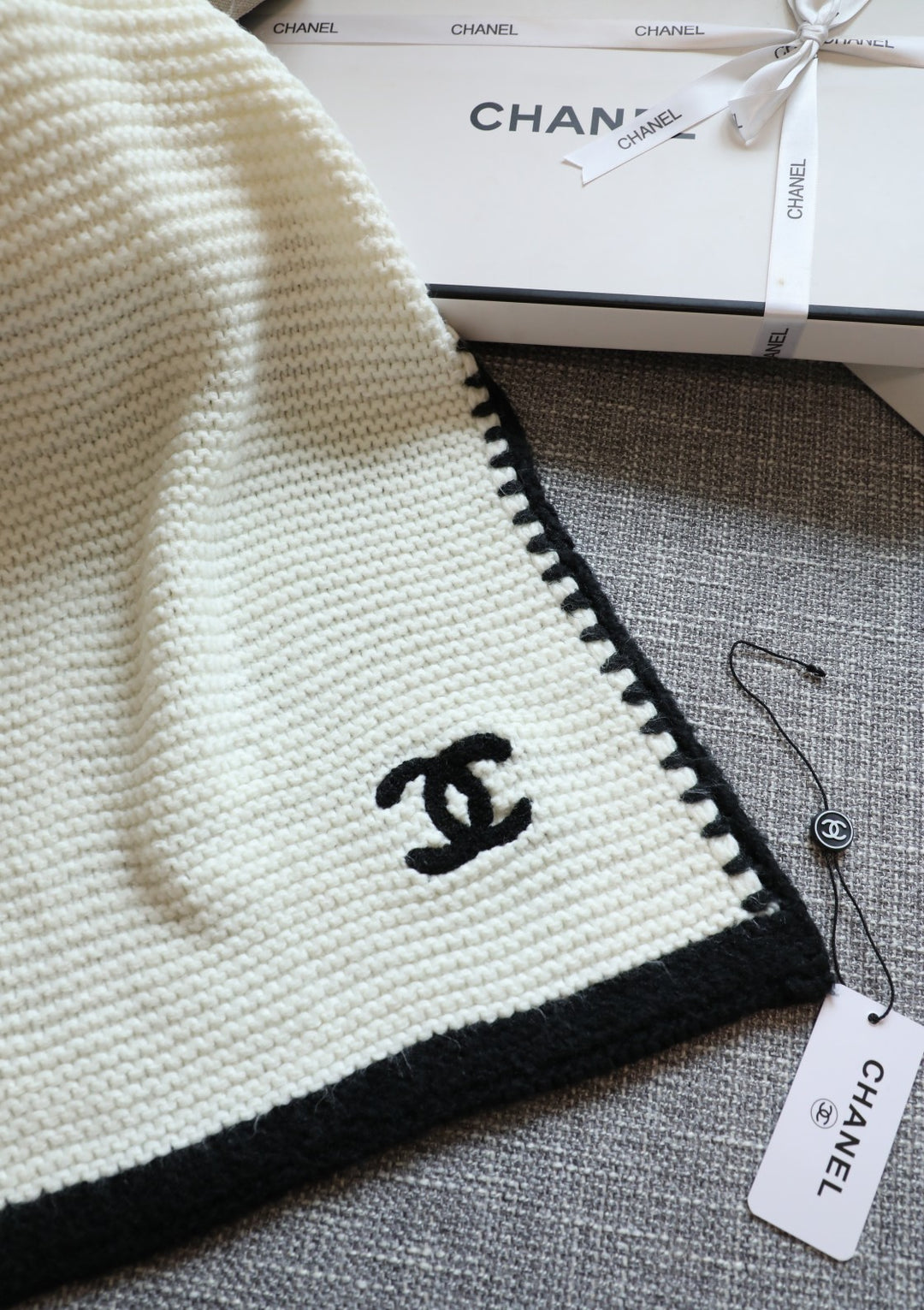 Autumn-Winter Lace Knit Scarf