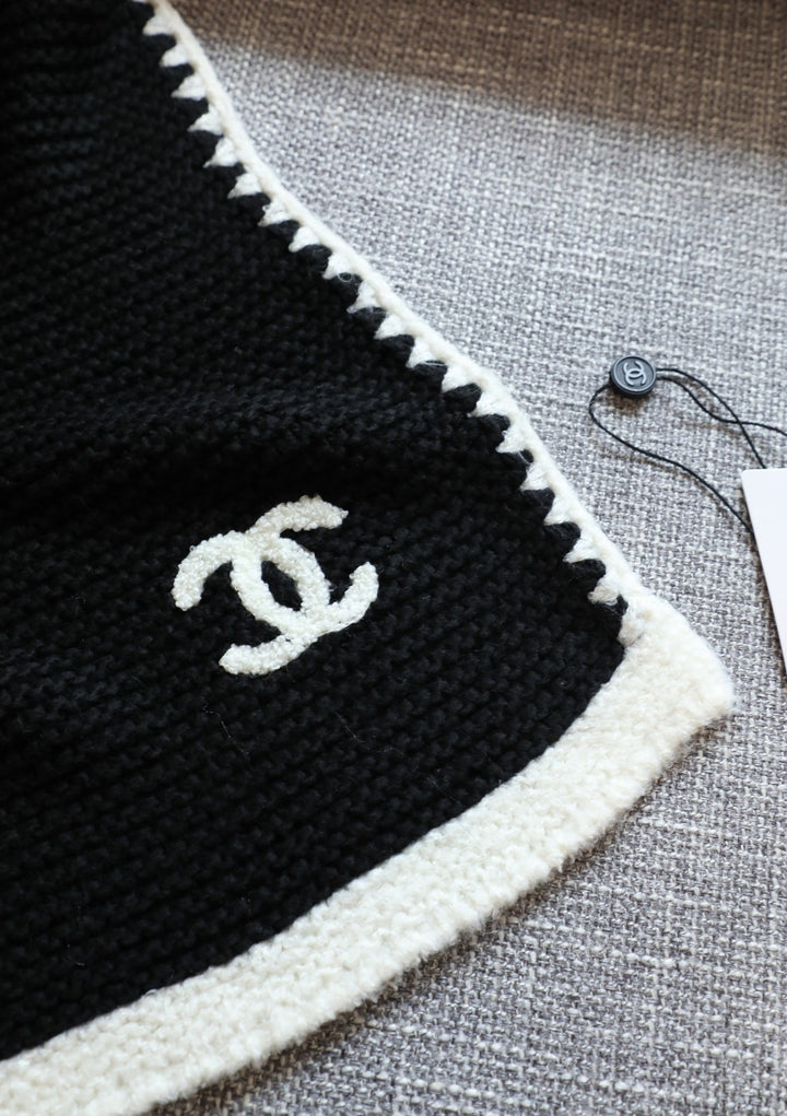 Autumn-Winter Lace Knit Scarf