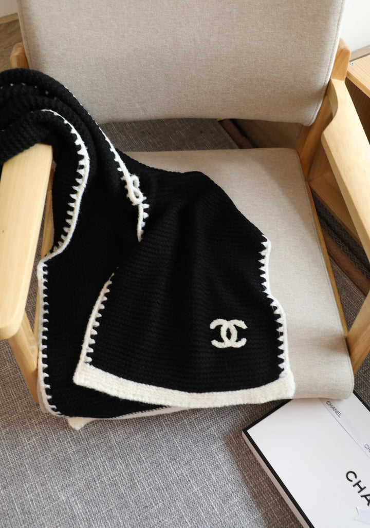 Autumn-Winter Lace Knit Scarf