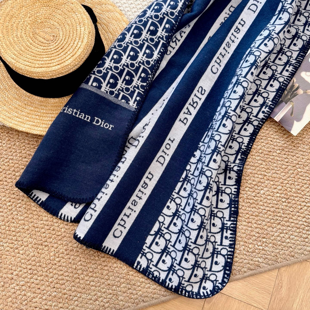 Navy Blue Printed Thermal Winter Scarf