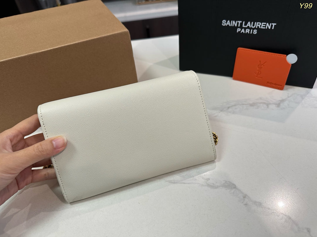 Envelope-style white chain crossbody bag